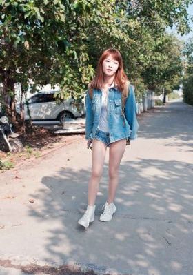 被俩个黑人前后破苞的女人_国产精品视频