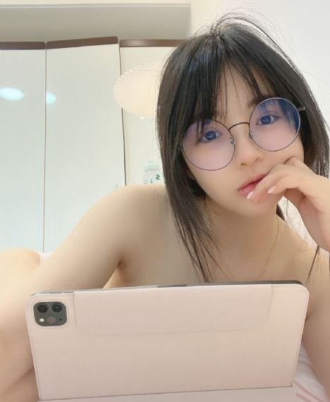 1515hhcom四虎17c_乱人伦精品视频在线观看