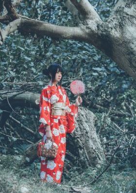 浓毛熟女看18p大黑p_4K手机在线观看